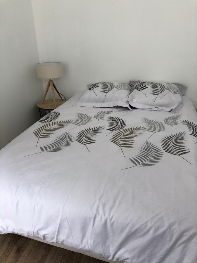 Grand Appartement Fonctionnel Proche Centre-Ville Saumur Esterno foto