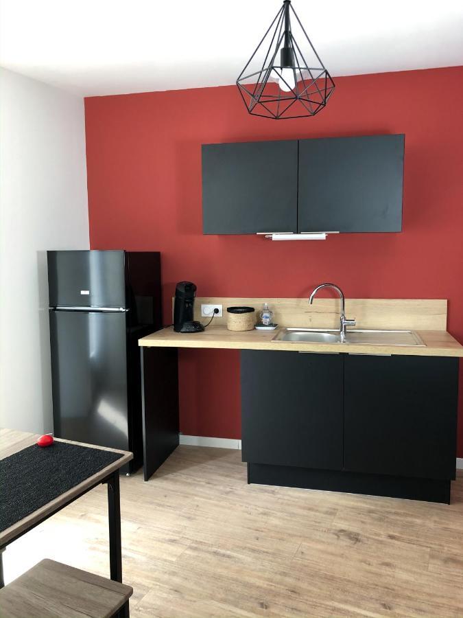 Grand Appartement Fonctionnel Proche Centre-Ville Saumur Esterno foto